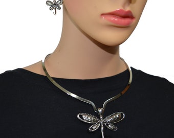 Pendientes a juego con colgante de libélula con collar en V-Cuff joyería de acero inoxidable
