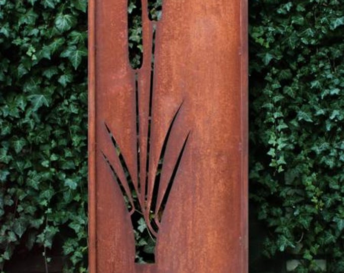 Steel Garden Wall - "Reed" - Modern Outdoor Ornament