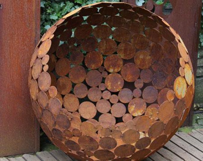 Fireplace/Decoration - "Rusty Ball" D85cm - Modern Outdoor Ornament