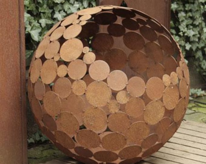 Fireplace/Decoration - "Rusty Ball" D65cm - Modern Outdoor Ornament