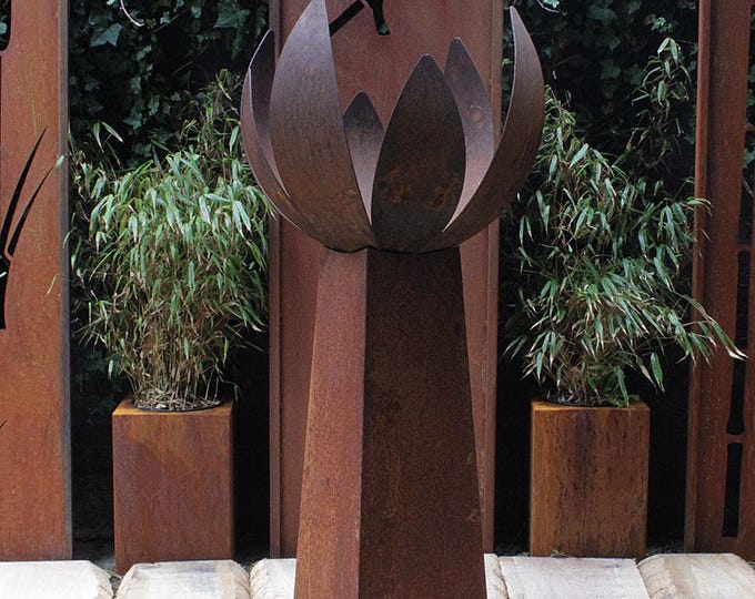 Fireplace - "Blossom Conus Base High" - Modern Outdoor Ornament
