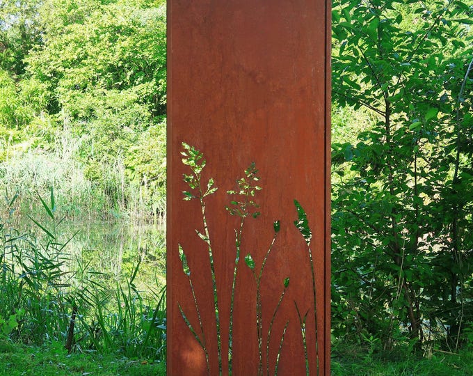 Steel Garden Wall - "Maedow 2" - Modern Outdoor Ornament