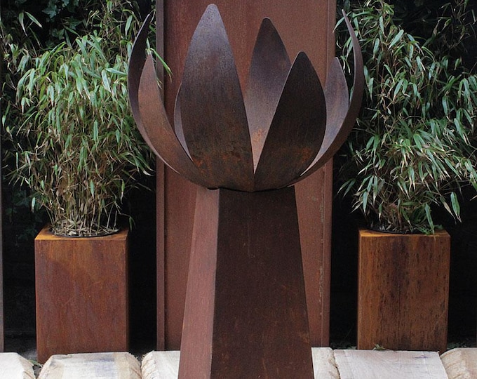 Fireplace - "Blossom Square Base Low" - Modern Outdoor Ornament