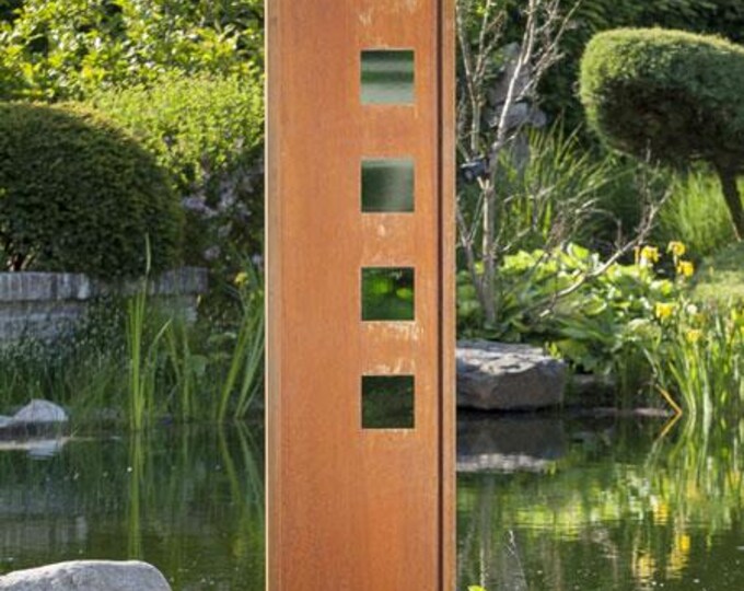 Steel Garden Wall - "Square Green" - Modern Outdoor Ornament