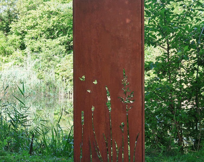 Steel Garden Wall - "Maedow 3" - Modern Outdoor Ornament