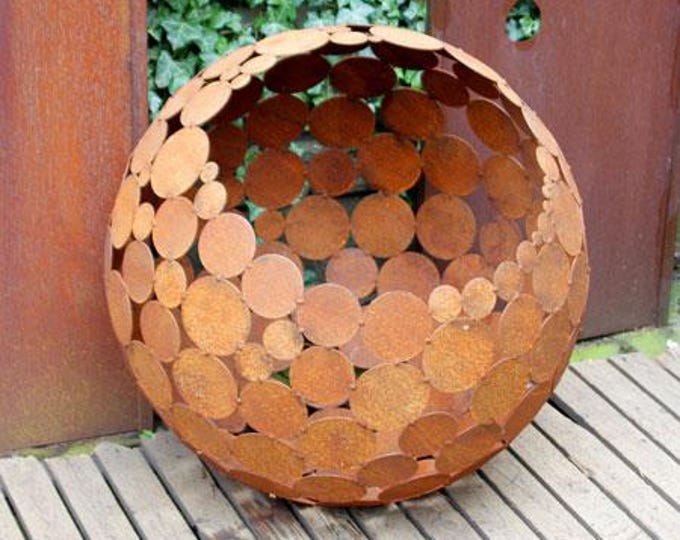 Fireplace/Decoration - "Rusty Ball" D75cm - Modern Outdoor Ornament