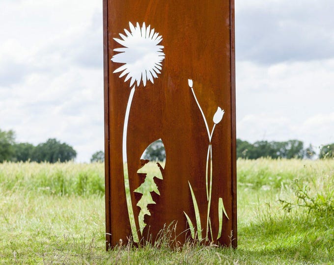 Steel Garden Wall - "Flower 2" - Modern Outdoor Ornament