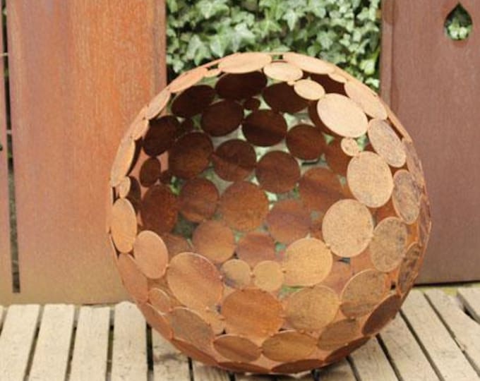 Fireplace/Decoration - "Rusty Ball" D55cm - Modern Outdoor Ornament