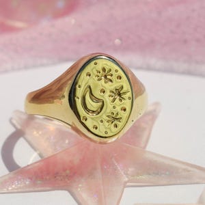 Oval night sky ring - celestial signet ring
