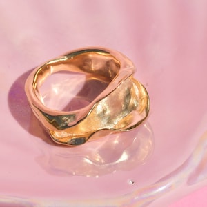 Minimalist rings – contemporary jewelry