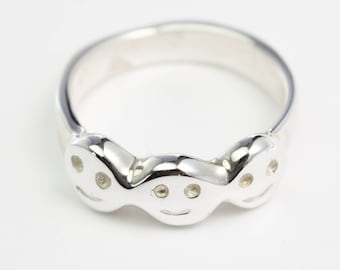 Smile face ring - simple silver handmade ring