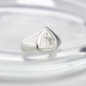 Signet moon ring silver solid ring image 7