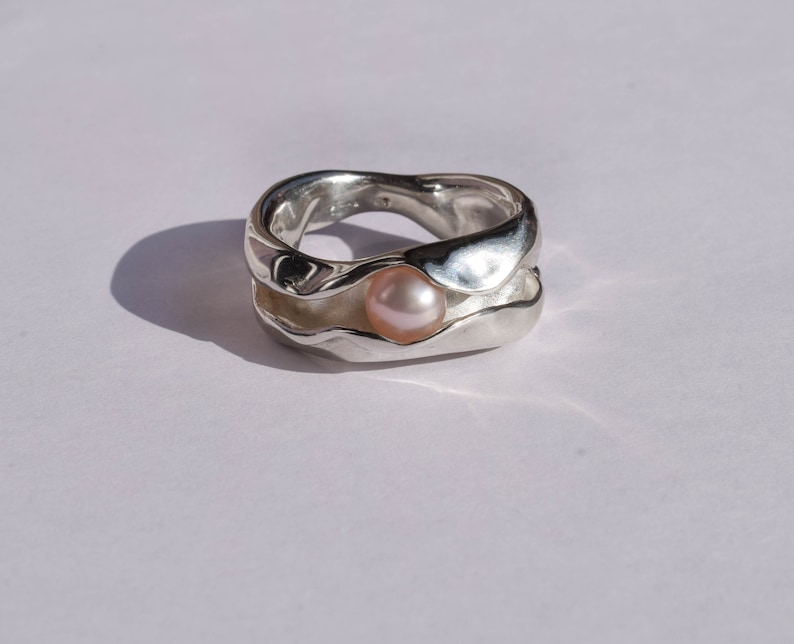 Pink pearl sterling silver ring image 1