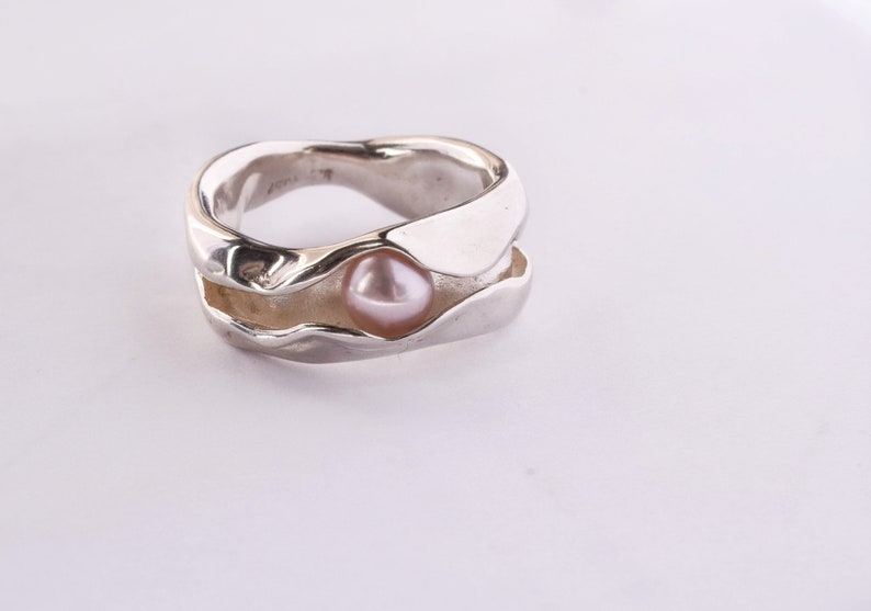 Pink pearl sterling silver ring image 5