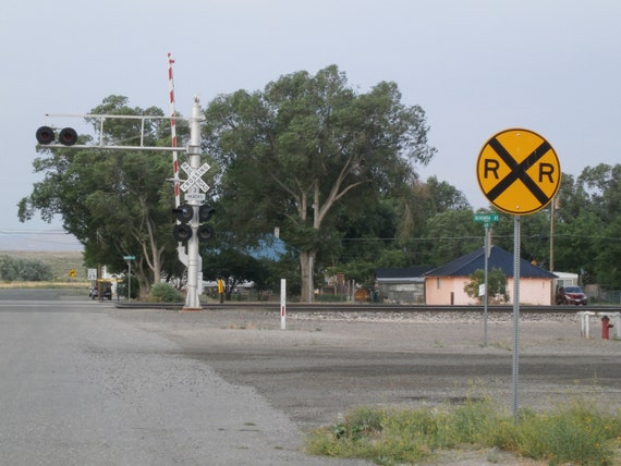 lego railroad crossing