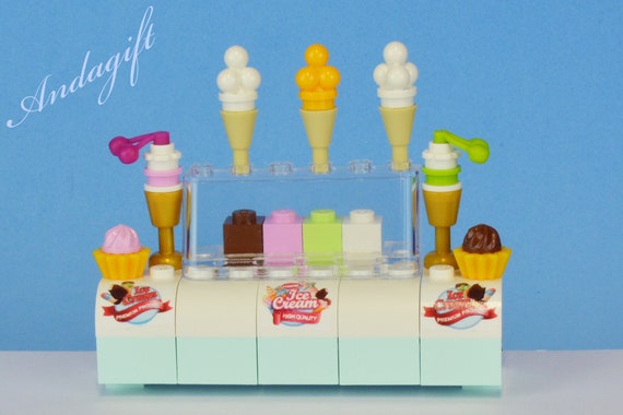 Ice Cream Stand w// Sundae Minifigure Candy Shop Counter Vendor Town City LEGO