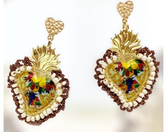 sacred heart earrings, votive heart, Italian baroque, sacred, boho, sacred heart and jewel wire, heart earrings with fruit, glass beads