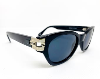 Vintage VERSUS Gianni Versace Sunglasses: Black Oval Frame, Gray Lens