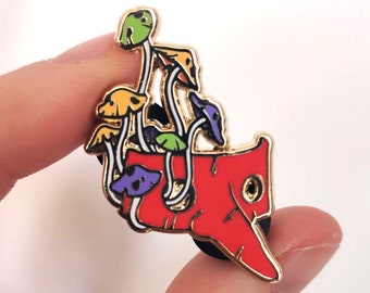 Fujita hard enamel pin (totally regular mushrooms serie)