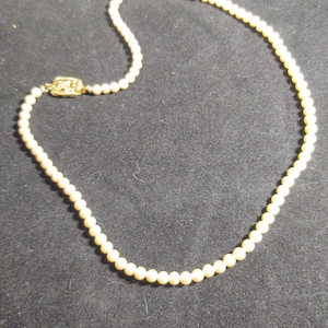 Collana Vintage Monet Faux Pearl 16''