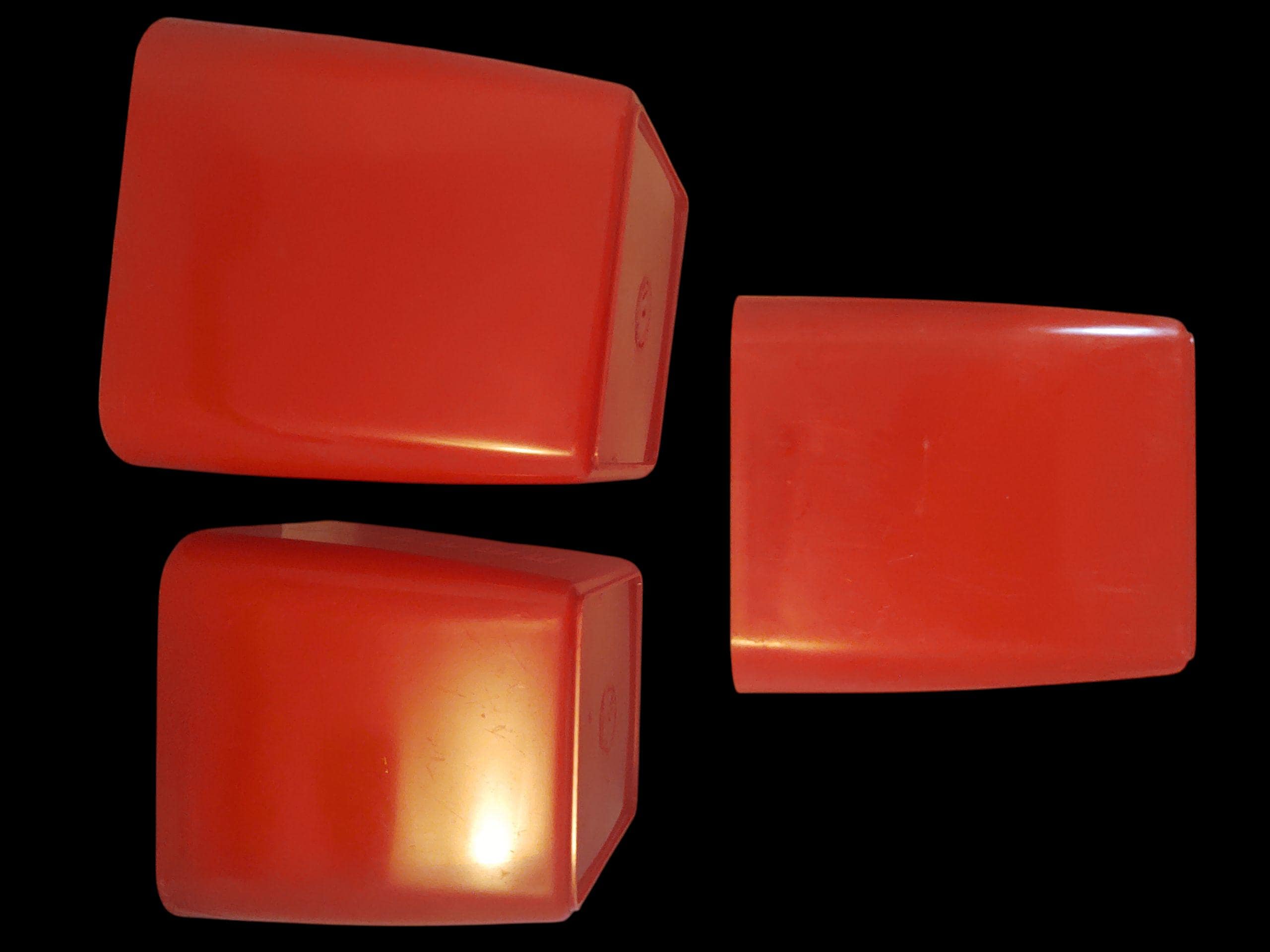 ヴィンテージ ラストロウェア 3ピース キャニスターセット（赤、白蓋