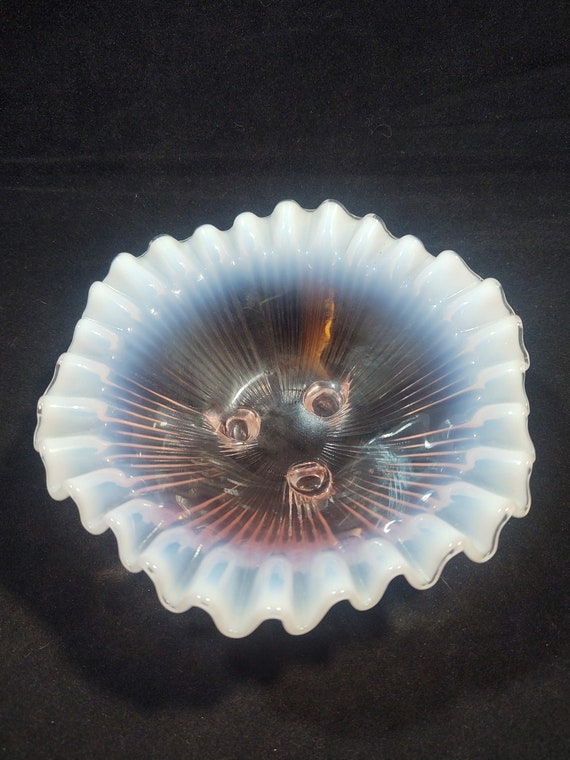 ヴィンテージ 3 トゥ クリンプ エッジ オパールセント ピンク ボンボン