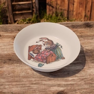 Vintage SiLite Peter Rabbit Toddler Melamine Bowl #3242