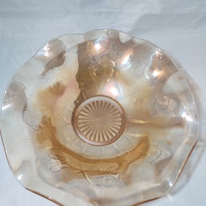 Jeannette Glass Iris 11&#39;&#39; Ruffled Edge Fruit Bowl in Flora Gold Iridescent