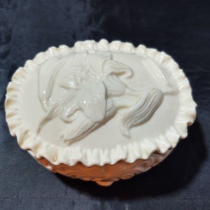 Vintage Small Footed Ceramic Jewelry Box with Lily