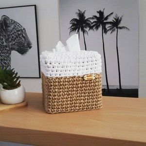 Cover for square tissue box in cotton and Vegan jute crochet - "My Home" model