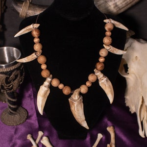 Tusks barbarian resin necklace, Tribal shaman statement piece with realistic fangs larp cosplay jewel, druid, orc, medieval Viking accessory
