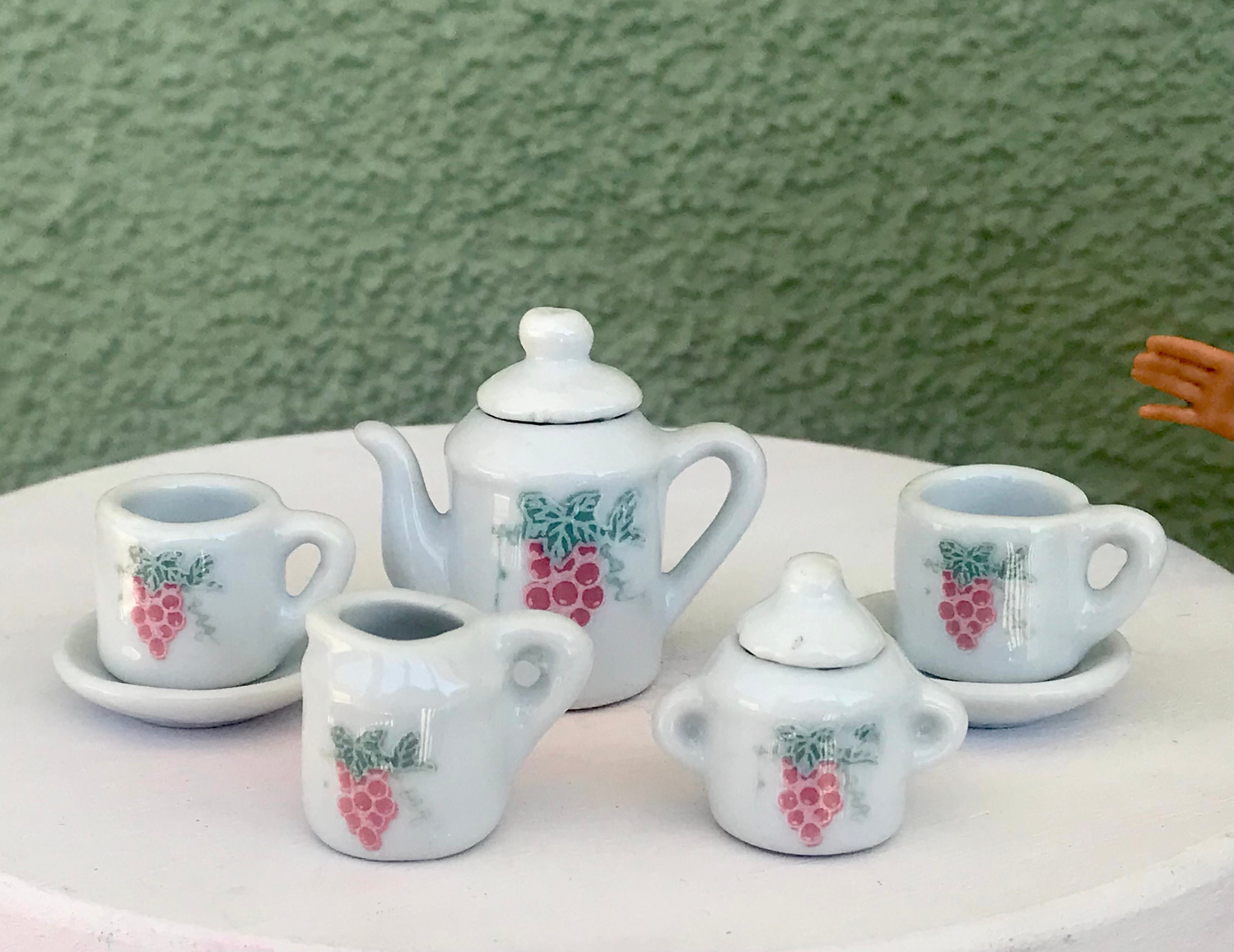BARBIE Miniature Tea Set PLATES & CUP Creamer Pink Flower