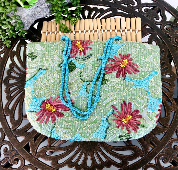 Hawaii “Hula Gurlz”  Beaded  Sequinced Purse - image 8