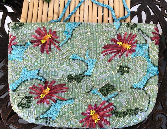 Hawaii “Hula Gurlz”  Beaded  Sequinced Purse - image 6