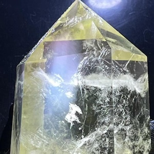 Clear Citrine Quartz Tower with inclusion of Red&Blue Needles and Rime/Red/Blue Angel Feather,Scenic Crystal Point,Meditation/80*49*48mm