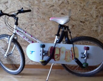 skateboard holder for bike