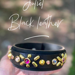 Artisanal Leather Dog Collar – Double Layer, Rhinestones & Brass Studs 画像 3