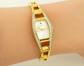 Vintage Accurist Gold Tone Cocktail Watch, Geometric Design, Sparkling Accents, Thin ladies wristwatch