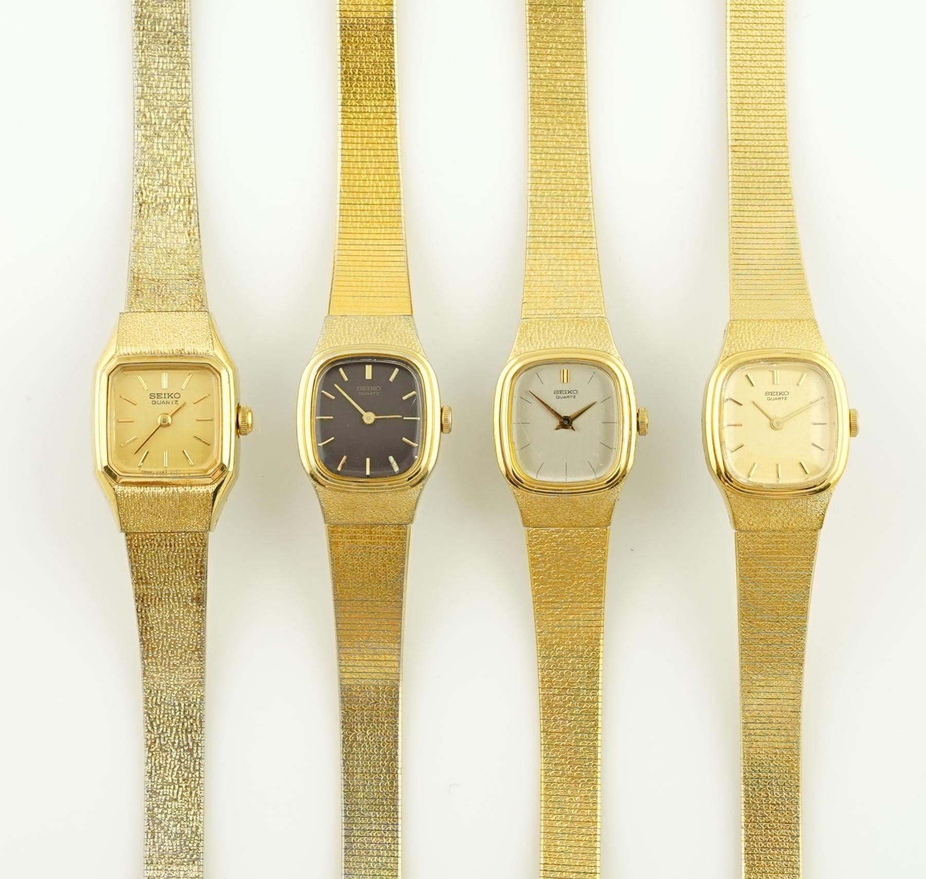 SEIKO クォーツ ゴールド スクエア ドレスウォッチ 70s Vintage Seiko Women's Watch: Square Gold Tone Cocktail