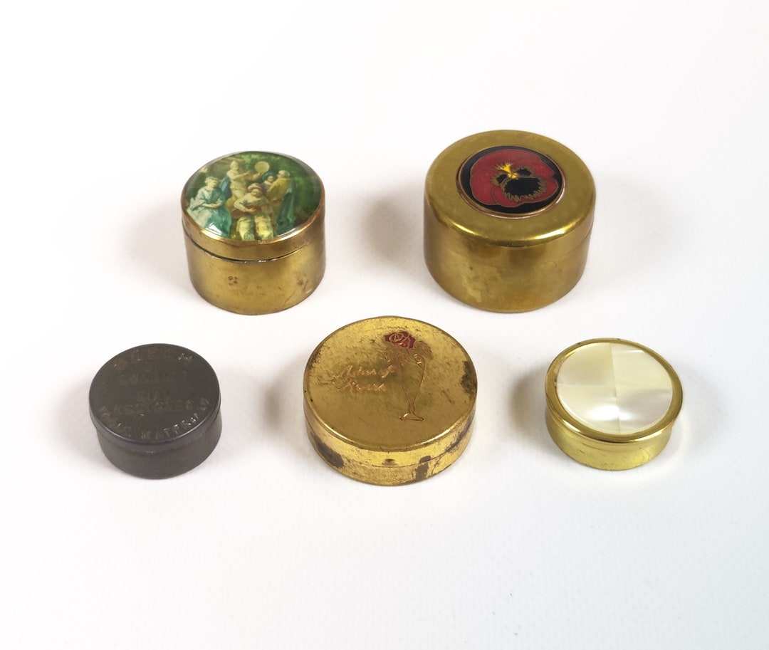 Vintage Pill Boxes With Lid Enamel Pillbox Copperbased Pill Etsy