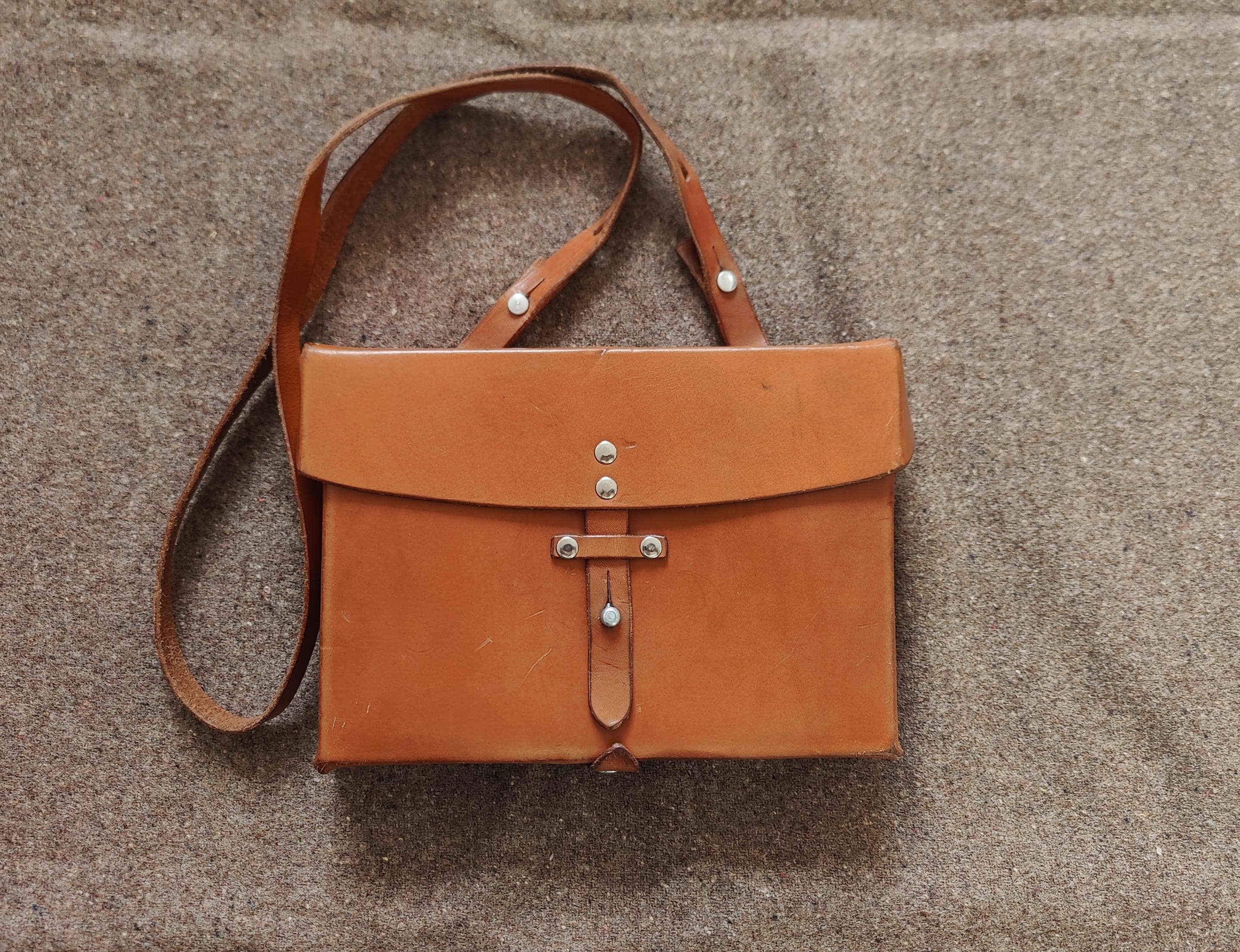 Vintage leather messenger bag of Swiss Army Shoulder Bag made in 1978, Brown Military Leather Man Bag, Woman Crossover bag, Leather wallet