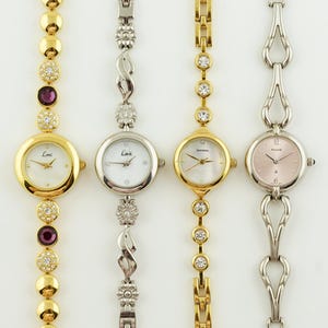 Vintage Women's Limit Watch, Accurist gold colored womens Watch, Round Thin ladies cocktail wristwatches, Gift for her, vintage gold watch