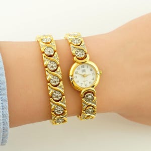 Vintage Women&#39;s Carvel double bracelet watch, Quartz watch, gift for her, gold tone wristwatch, Ladies Watches, bracelet wonans wristwatch