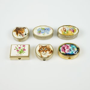 Vintage Animals Pills boxes with lid of a gold metal, vintage Copper-Based Pill Box, Perfect for on-the-go and as Decorative Keepsake Box