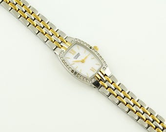 Vintage 1994 Guess Ladies Quartz Two Tone Watch 27mm Cream  display picture 1