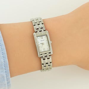 Vintage Accurist womens silver tone watch, rectangular case, mother of pearl dial, original box, Gift for her, vintage cocktail silver watch