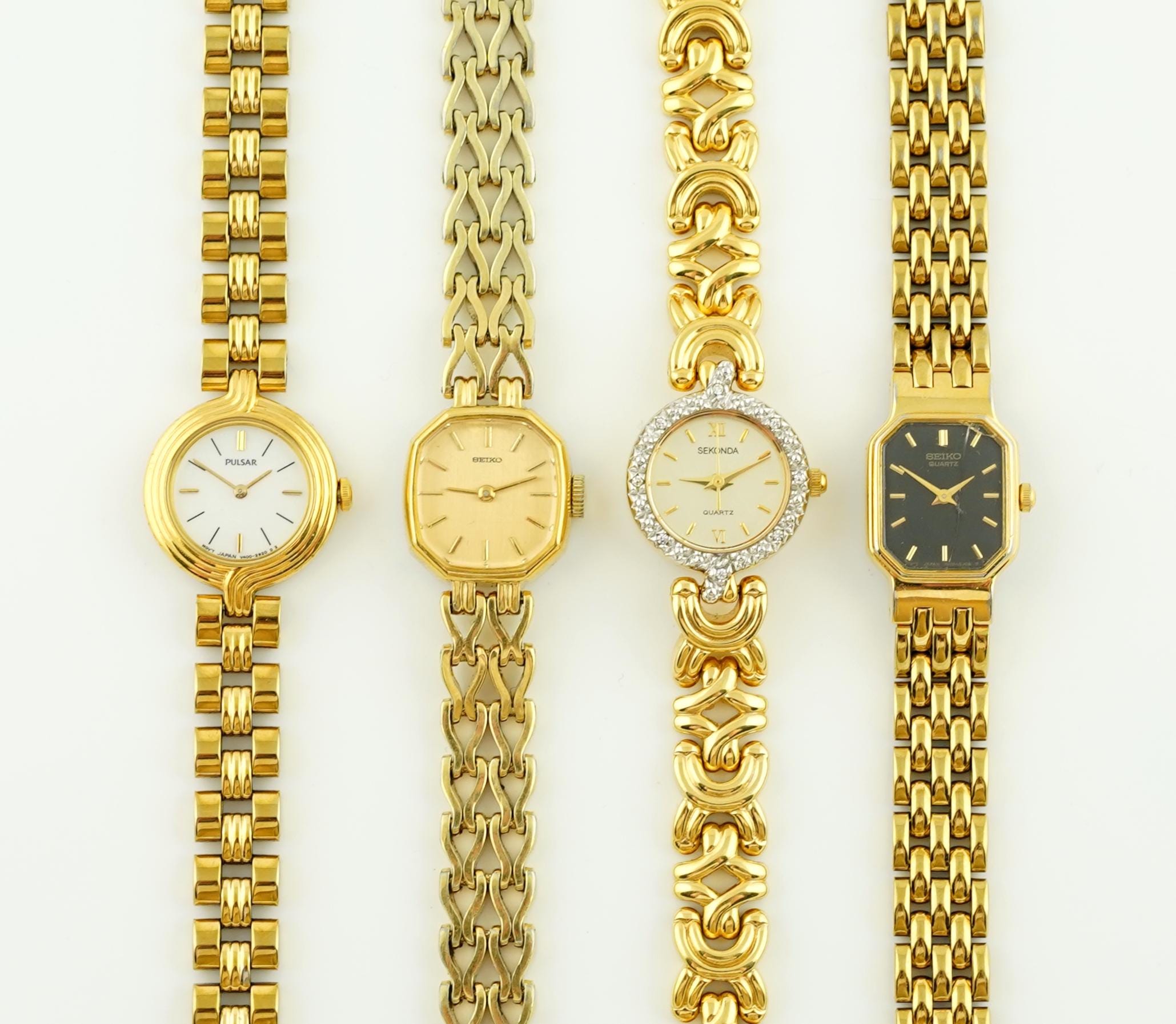 Vintage Pulsar Gold Cocktail Watch, Sekonda Round Case  display picture 1