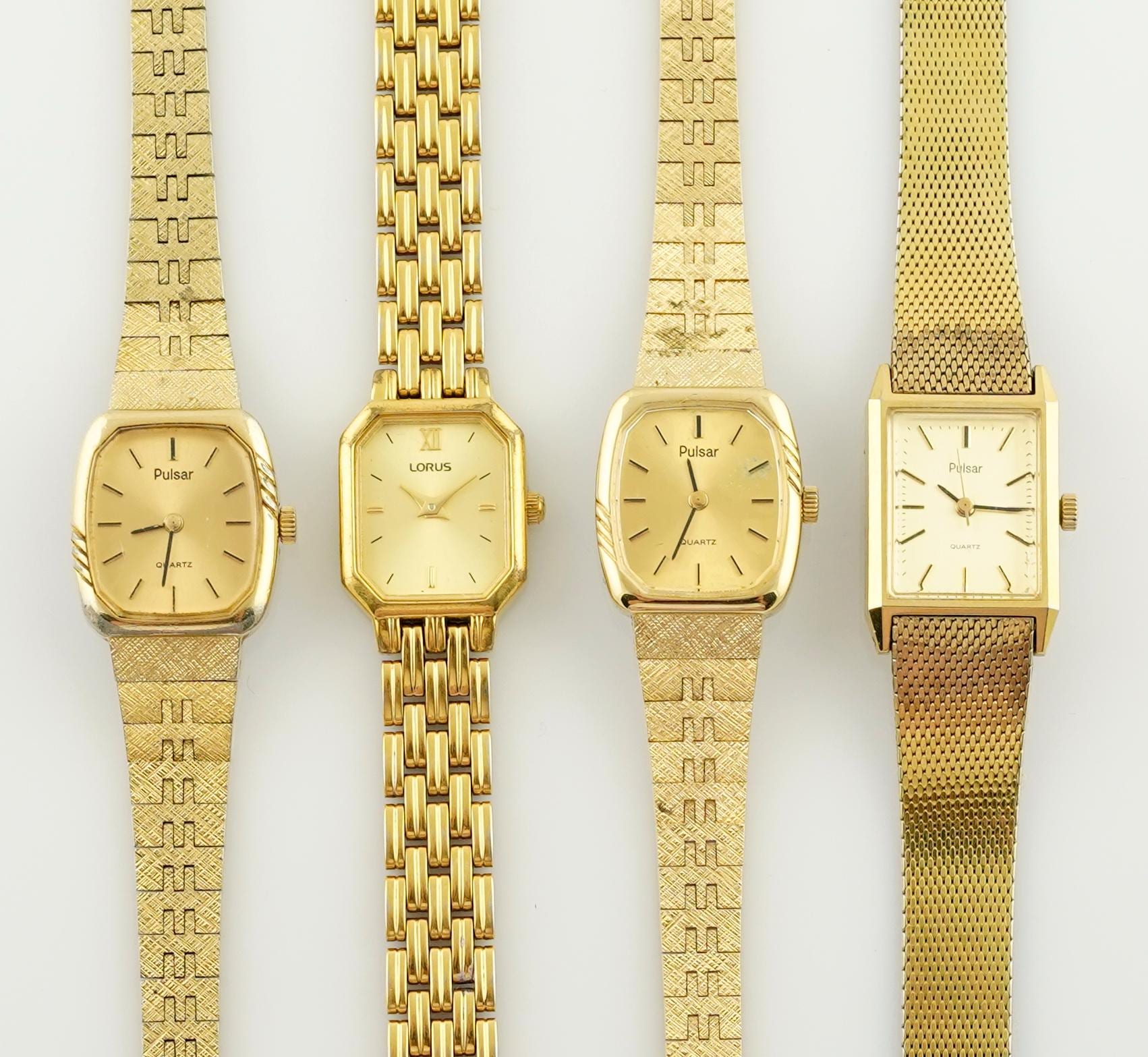 Pulsar vintage pour femmes, montre Lorus bicolore pour femmes