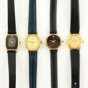 Vintage Womens Seiko Watch, Pulsar leather strap women&#39;s Watch, Quartz Watch, Gift for her, leather classic strap, vintage gold watch