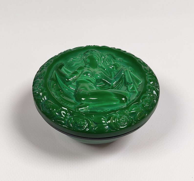 Vintage Naked Woman Figurine Box, Bohemian Malachite Glass with Mermaid Motif, Art Deco Jewelry Trinket Box, Nude Woman Design, Powder Jar image 2